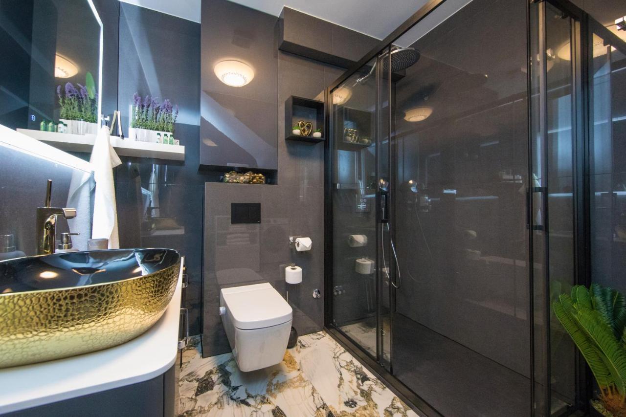 Luxury Edi *