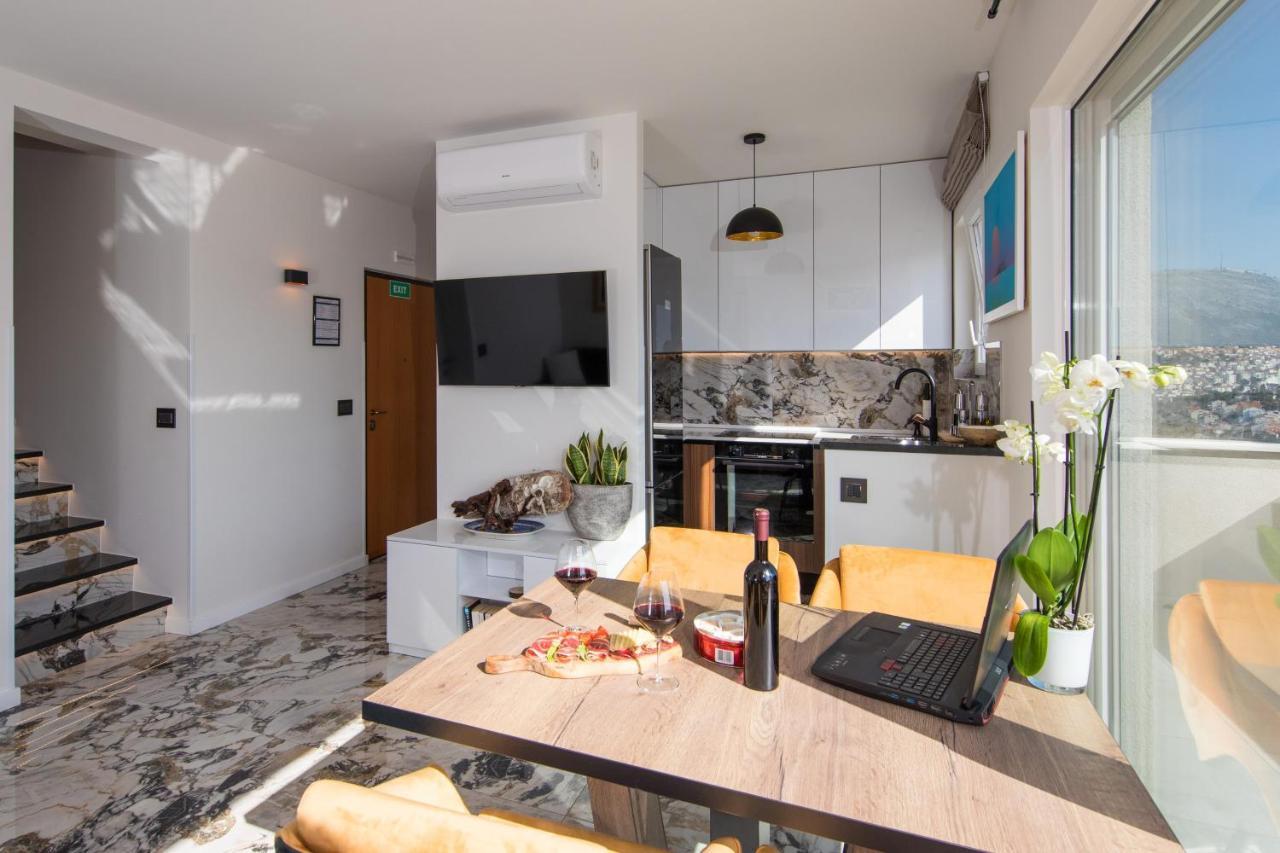 Apartment Luxury Edi